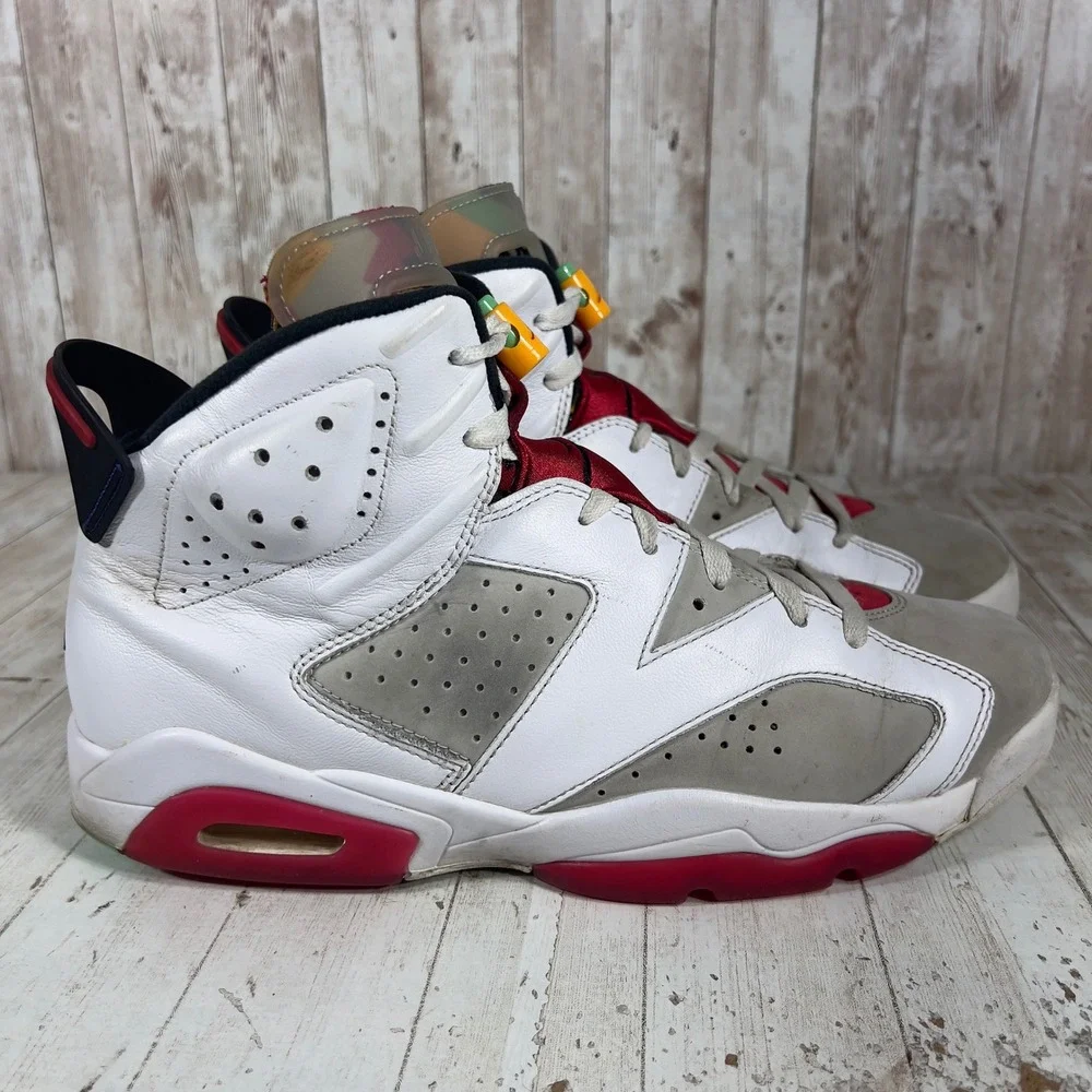 Jordan 6 Retro Hare Neutral Grey White True Red CT8529-062 Mens Size 11